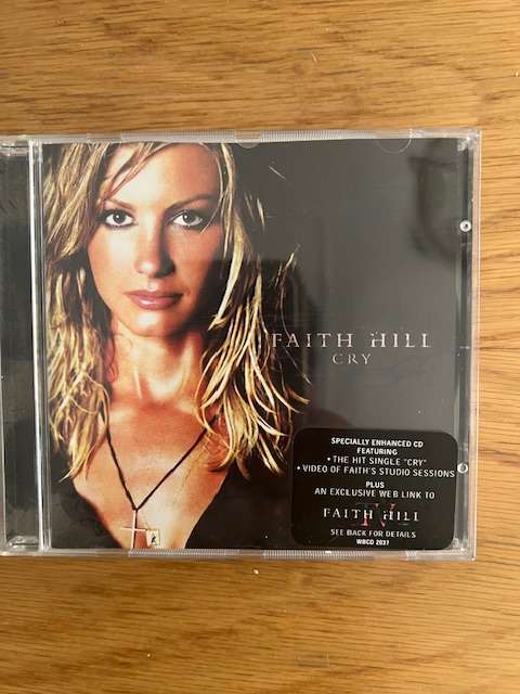 CD: Faith Hill - Cry (2002)