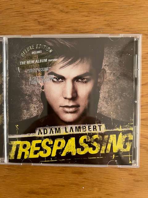 CD: Adam Lambert - Trespassing (2012)