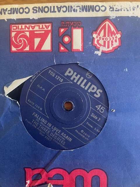 Mini Record: The Three Degrees - Falling In Love Again &Giving Up Giving In. 1979.