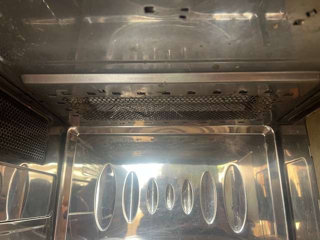 Used LG Microwave Model MG-604W Intellowave