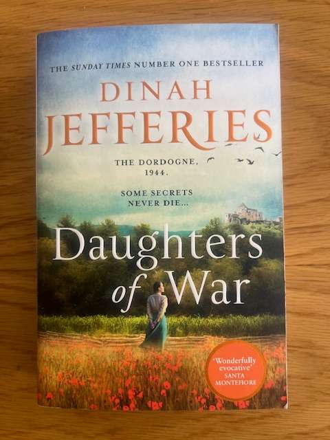 Book: Dinah Jefferies. Daughters of War