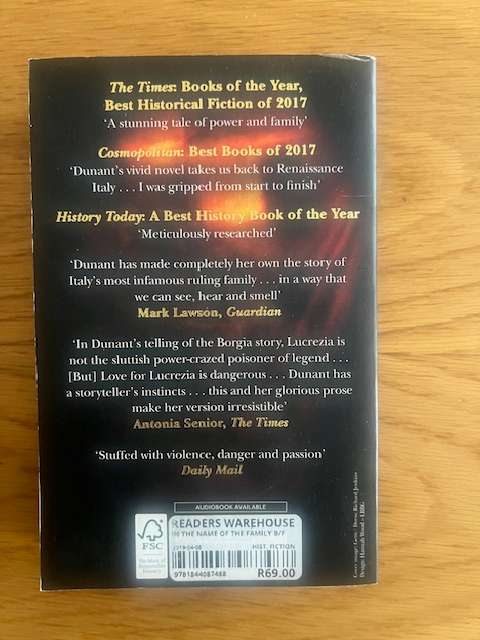 Book: Sarah Dunant. In the name of the family