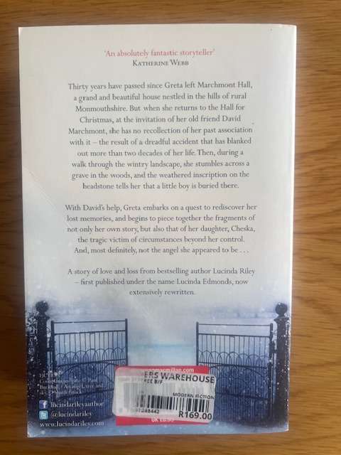 Book: Lucinda Riley. The Angel Tree