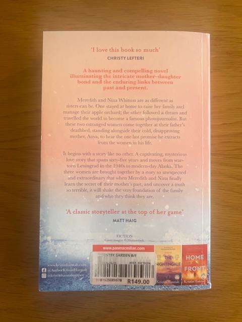 Book: Kristin Hannah. Winter garden.  Paperback. 2010. 406 pages.