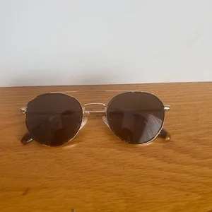 Used unisex Infinity frame