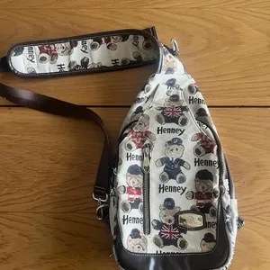 Henney Bear Bag (H-060 HENNEY PASSWORD range)