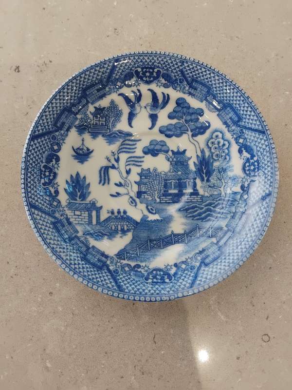 Lovely collection of blue collector's display plates. Grafton, Wedgewood and Willow.