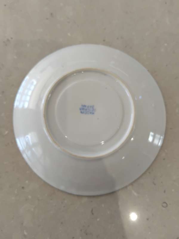 Lovely collection of blue collector's display plates. Grafton, Wedgewood and Willow.