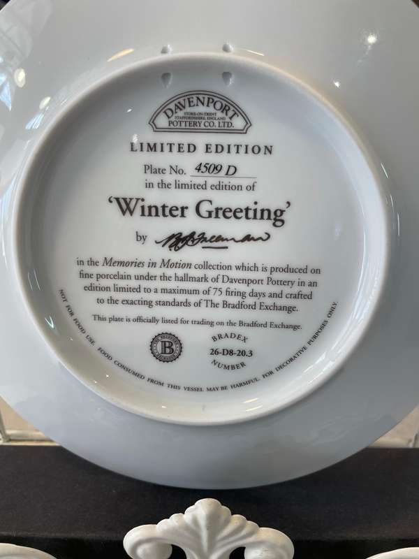 Memories in Motin by Davenport Pottery "Winter Greeting" - Plate No 4509D.