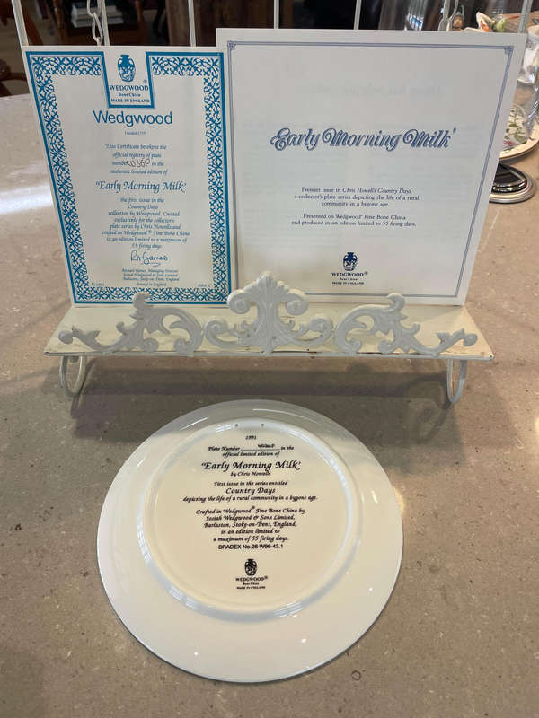 A Ltd Edition Wedgwood - Early Morning Milk by Chris Howells Country Days Series, COA, BOOKLET!!