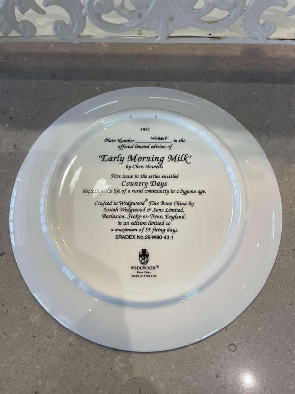 A Ltd Edition Wedgwood - Early Morning Milk by Chris Howells Country Days Series, COA, BOOKLET!!