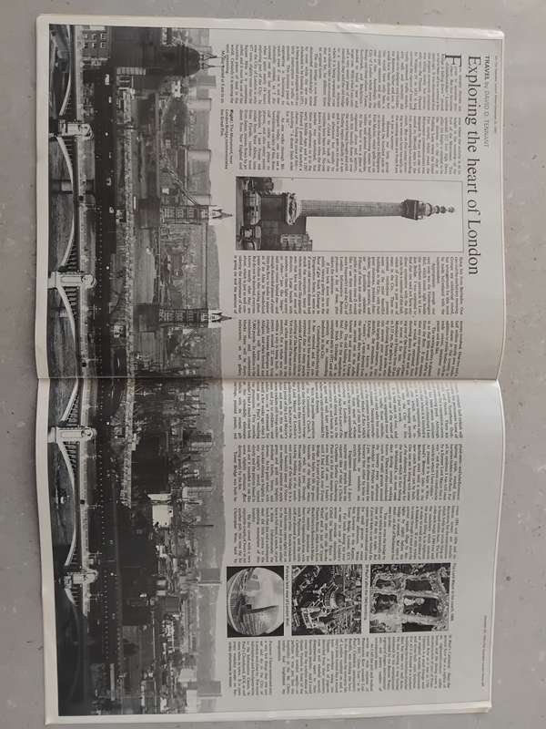 Vintage Magazine "The Illustrated London News December 20, 1969"