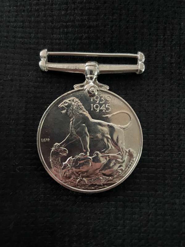 World War 2 1939 - 1945 Medal Awarded to 2 11889 A.S Moolman