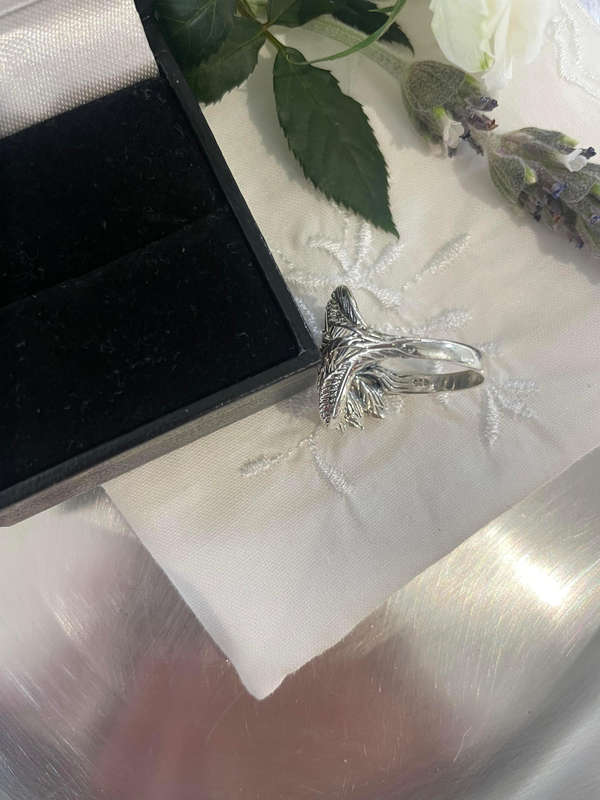 Silver leaf ring crafted from 925 sterling silver.
