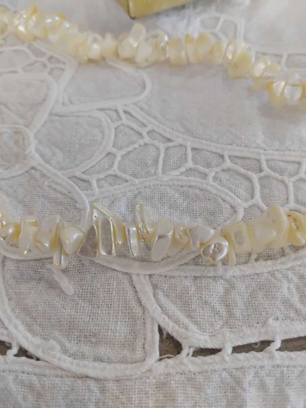 Vintage 1970s Baroques off cut pearl necklace.