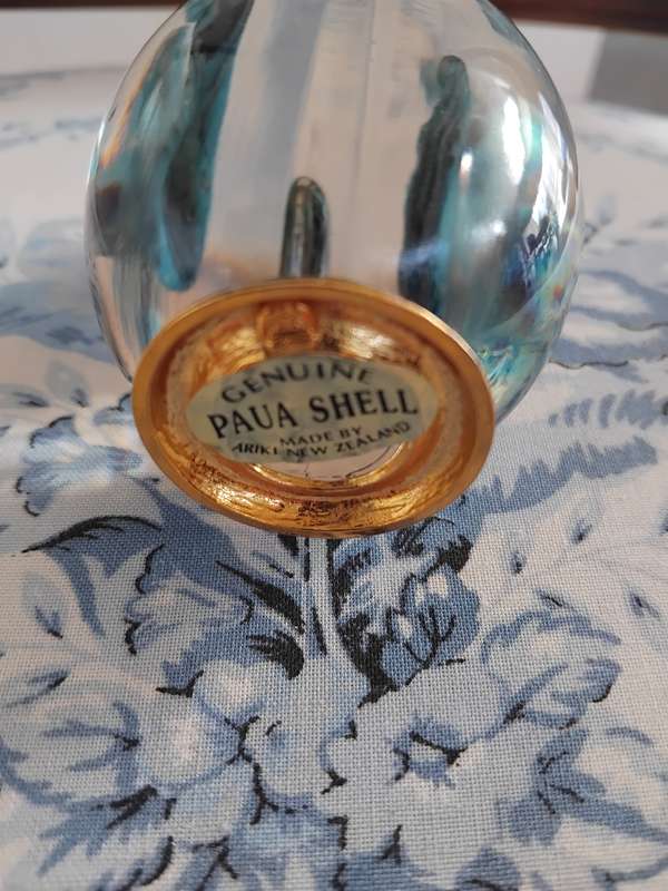 Genuine Paua Shell Paperweight made by Ariki New Zealand.
