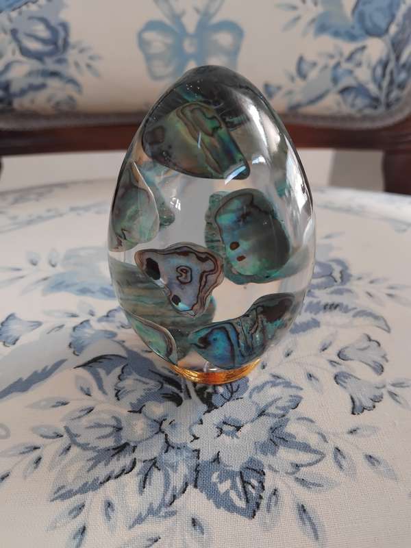 Genuine Paua Shell Paperweight made by Ariki New Zealand.