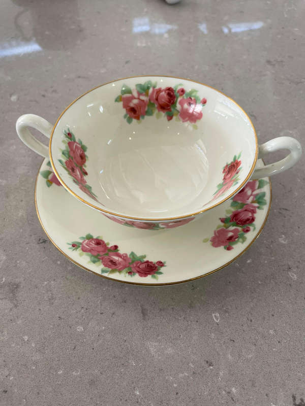 Royal Doulton - Date marks 1930s Soup Bowl with Saucer - Collectors/replacement cup.