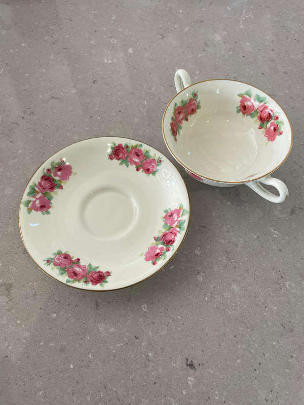 Royal Doulton - Date marks 1930s Soup Bowl with Saucer - Collectors/replacement cup.