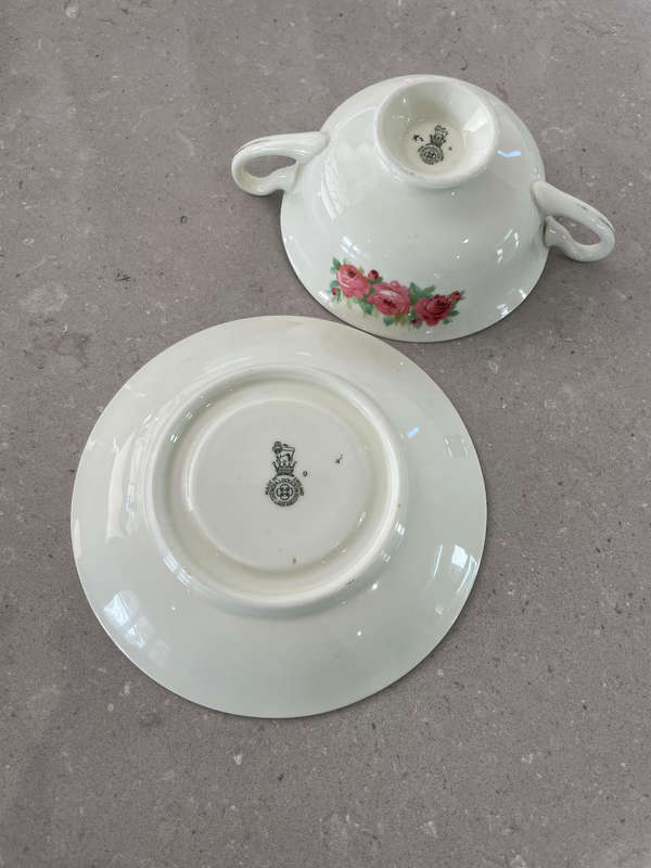 Royal Doulton - Date marks 1930s Soup Bowl with Saucer - Collectors/replacement cup.