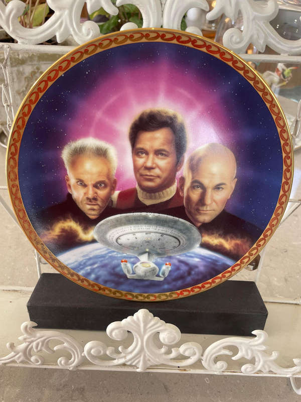 Vintage Star Trek Generations - The Ultimate Confrontation - Collectors Plate