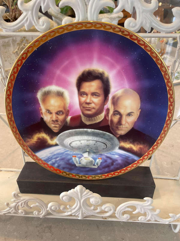 Vintage Star Trek Generations - The Ultimate Confrontation - Collectors Plate