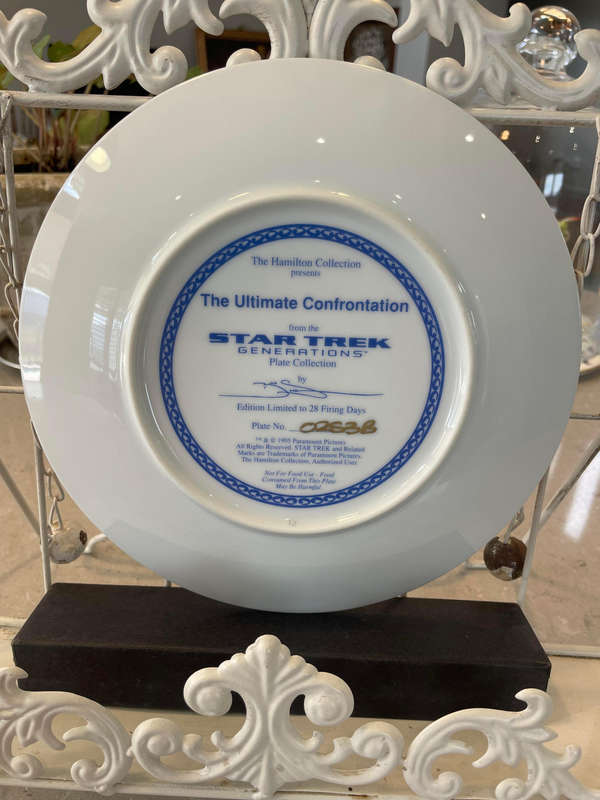 Vintage Star Trek Generations - The Ultimate Confrontation - Collectors Plate
