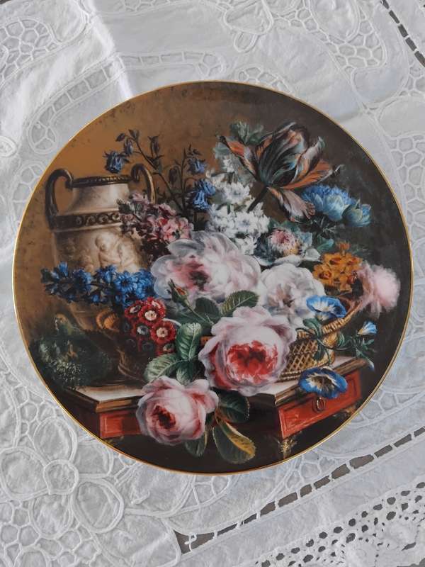 Vintage Wedgwood Bone China Great Floral Painters of the 19th Century Collection Plate.