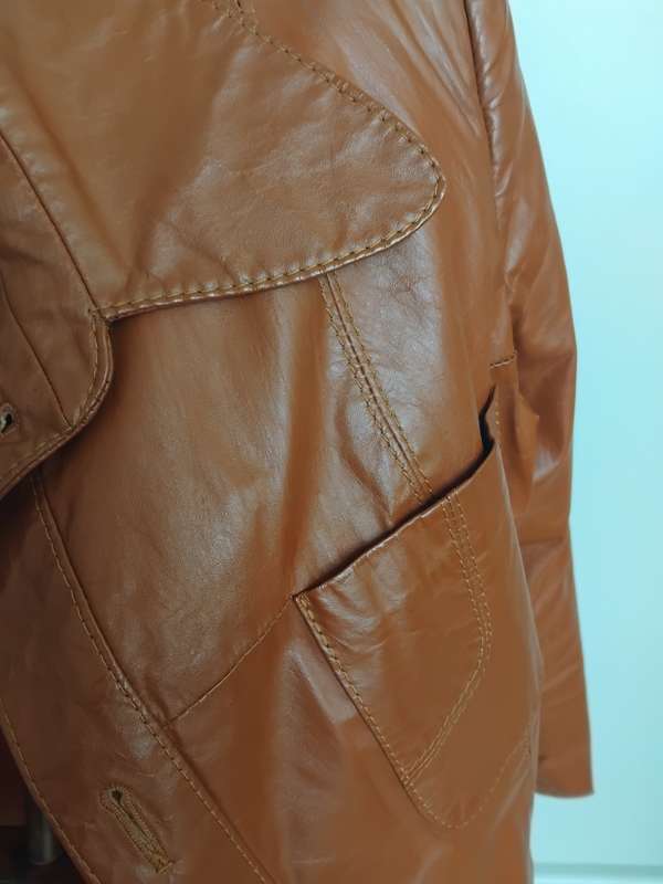 "Vintage" 1970s Safari, Voco Four Button, lined Safari Jacket Men's size 40! France Tan leather!!