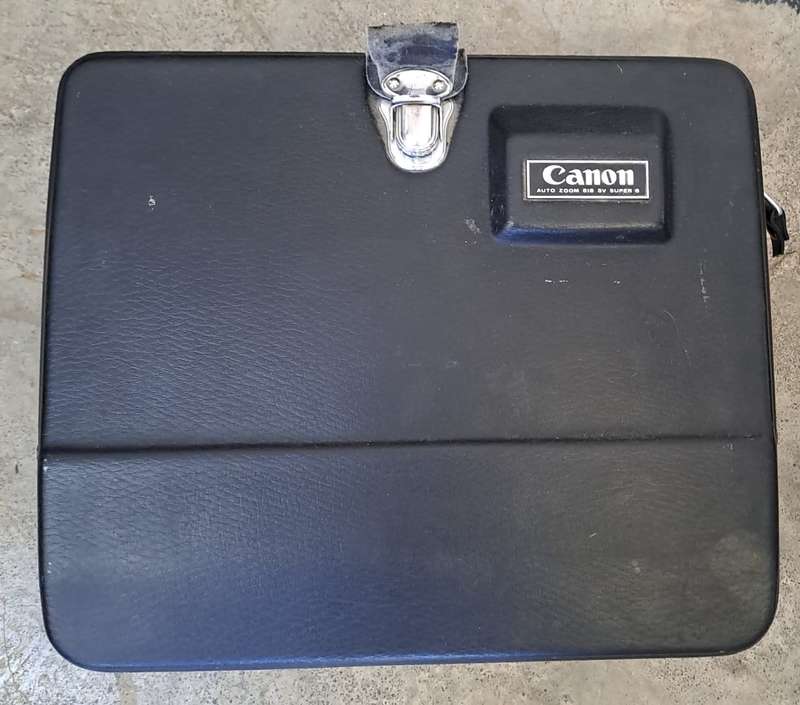 Vintage CANON AUTO ZOOM 518 SV "SUPER 8". PLEASE VIEW DESCRIPTION.