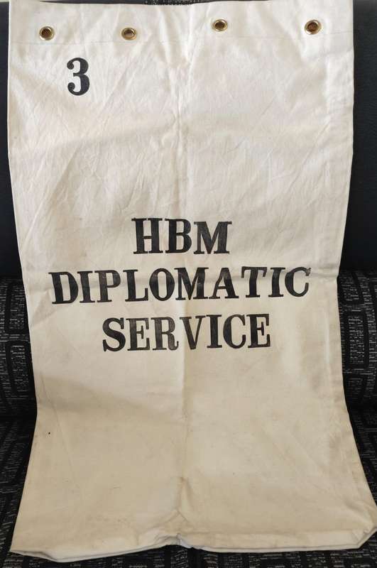 DIPLOMATIC BAG - "HBM Diplomatic Service" - A VERY scarce item.