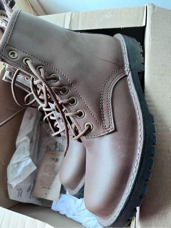 Unworn 100% leather Freestyle Emma Boots (5)