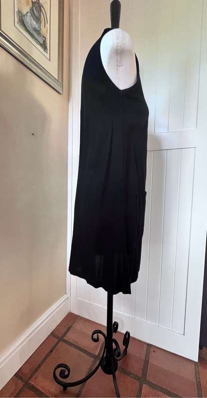 Short black dress with pockets - S