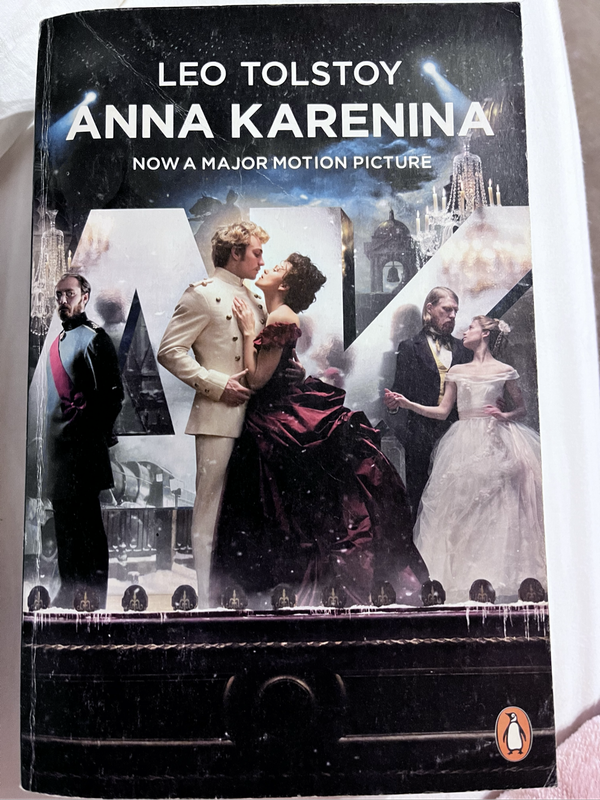 Anna Karenina - Leo Tolstoy 9780141391892