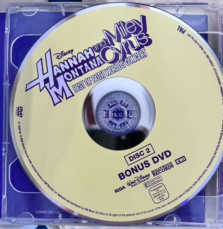 Hannah Montana - Best of both worlds concert (CD and bonus dvd) made in RSA