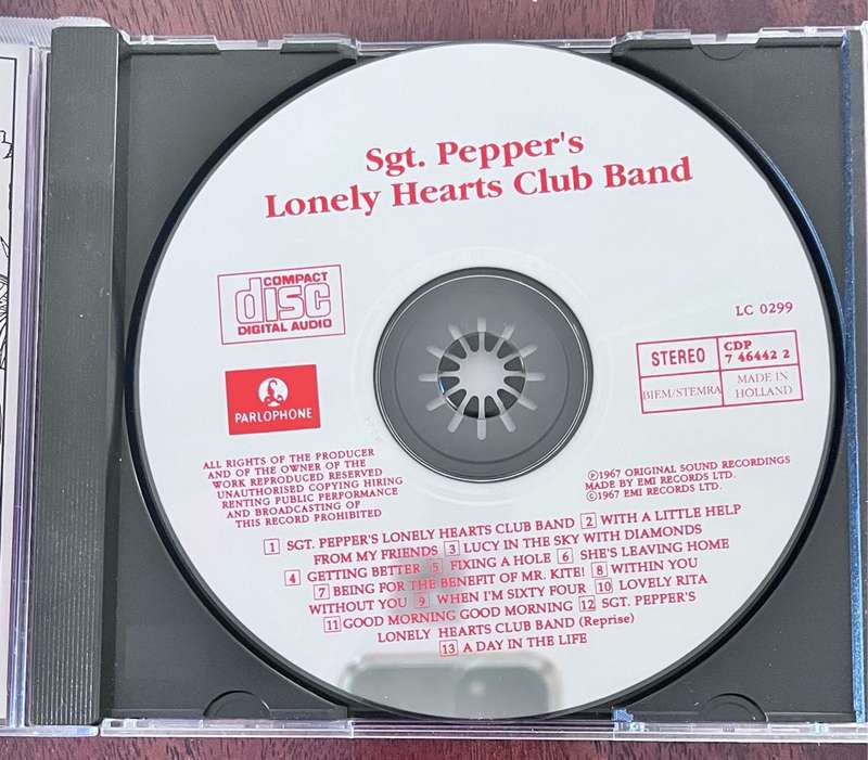 Sgt. Peppers Lonely Hearts Club Band (CDP7464422)