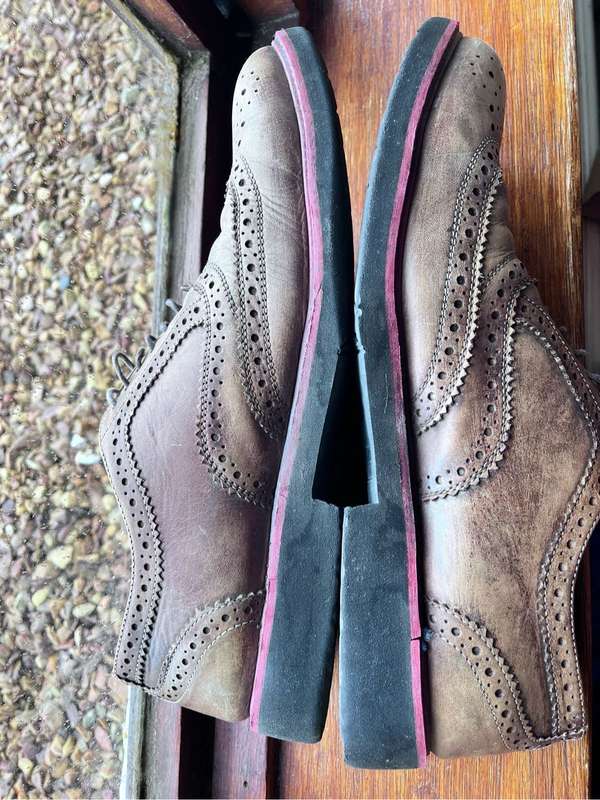 Pringle 100% leather mens shoes (size 10)