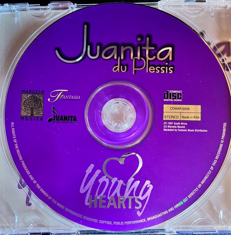 Young Hearts - Juanita du Plessis CDMAR6009