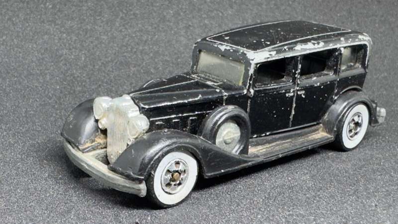 Classic Packard (Loose) - 1983 Hot Wheels Hot One Black w/WW's, Malaysia Casting