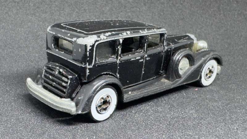 Classic Packard (Loose) - 1983 Hot Wheels Hot One Black w/WW's, Malaysia Casting