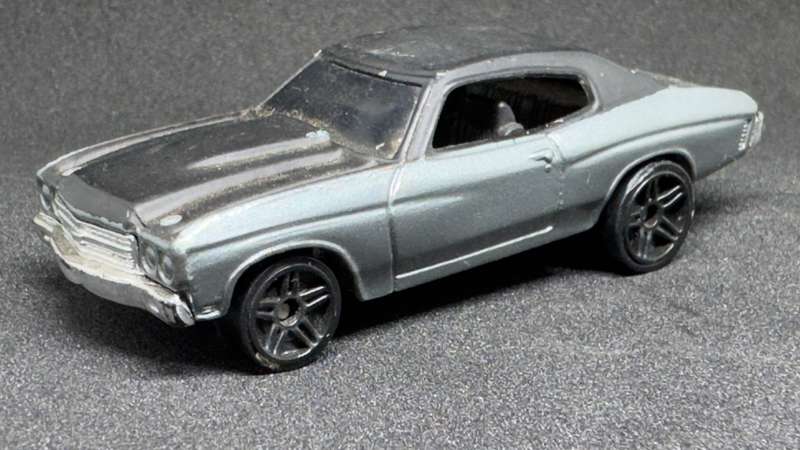 1970 Chevelle SS (loose) - 2005 Muscle Mania 5-Pk