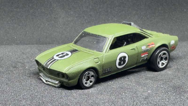 Vairy 8 (loose) - 2006 Hot Wheels #156