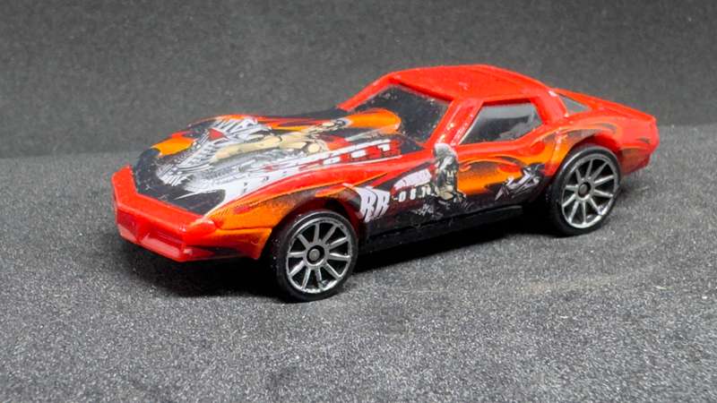 82 Corvette Stingray - 2004 Cyborg Assault 5-Pk