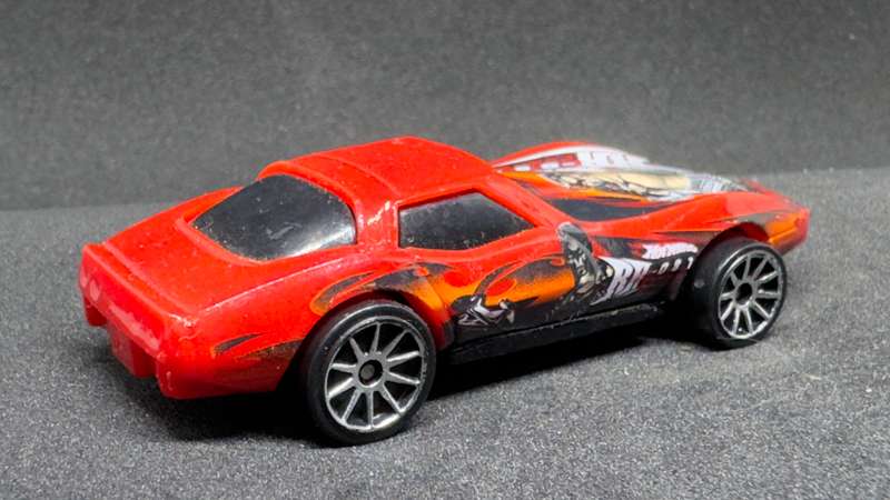 82 Corvette Stingray - 2004 Cyborg Assault 5-Pk