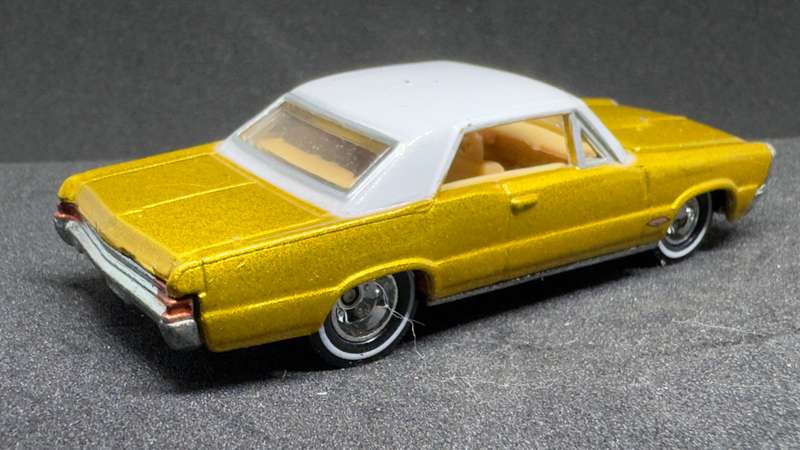 '65 Pontiac GTO - 2006 Ultra Hots Series