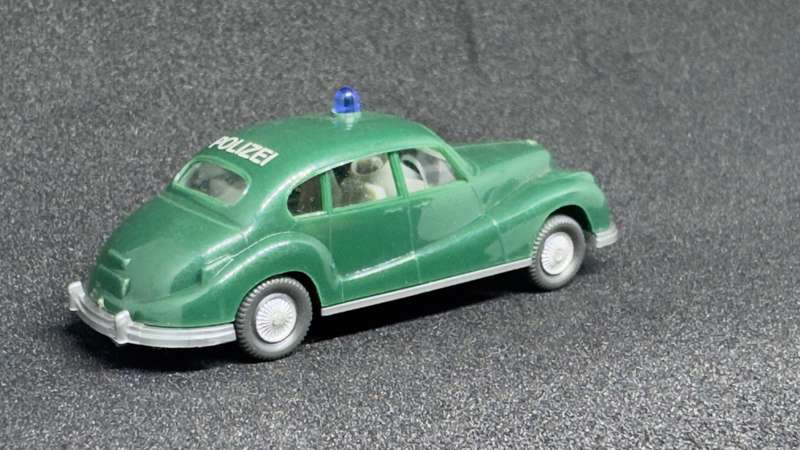 BMW 501