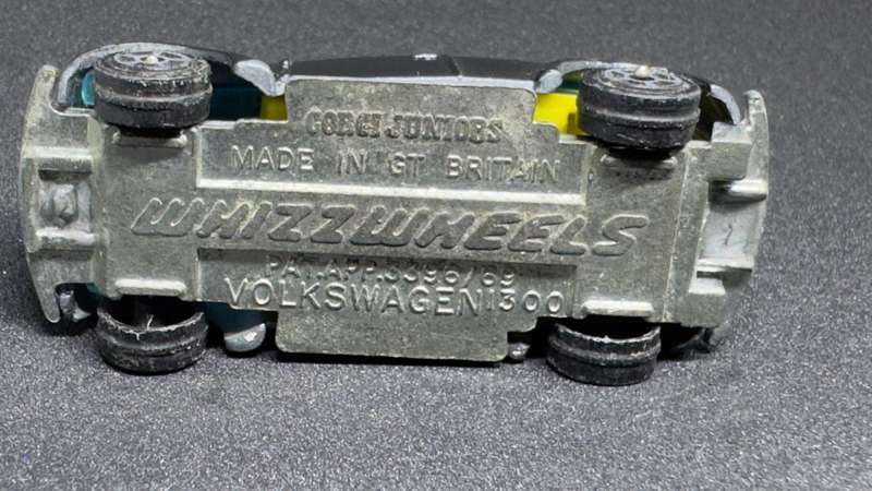 Volkswagen Beetle 1300 (Loose)