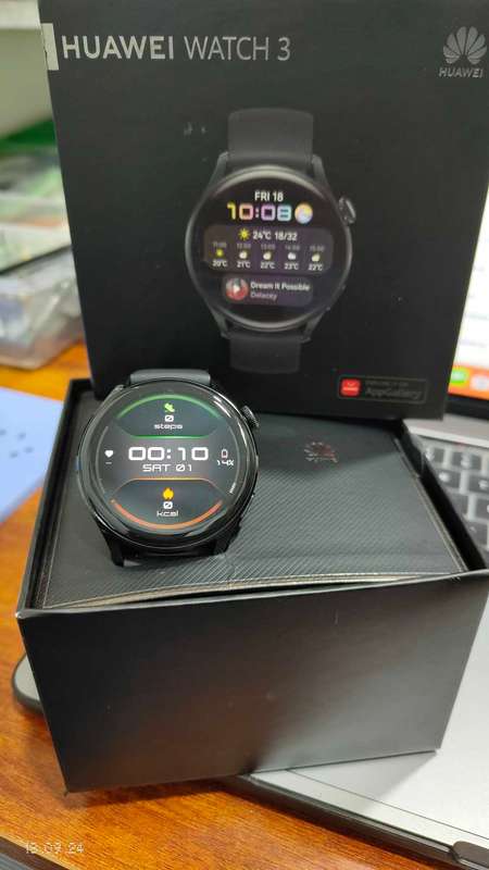 Huawei watch 3 44mm black color (pre owned)
