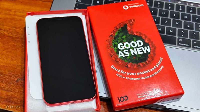 iPhone 12 64gb Red