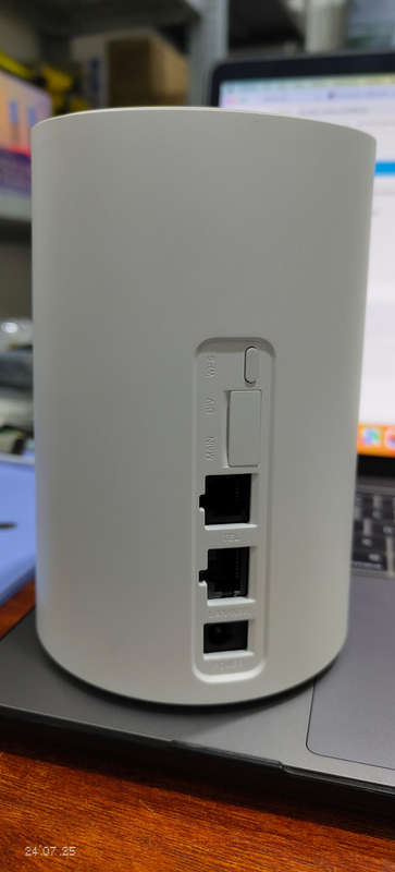 Alcatel Link Hub 4G LTE wifi router Open To all network
